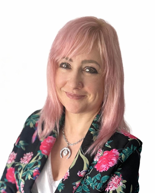 Becky Holmes Profile Picture