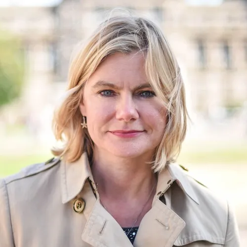 Justine Greening Profile Picture